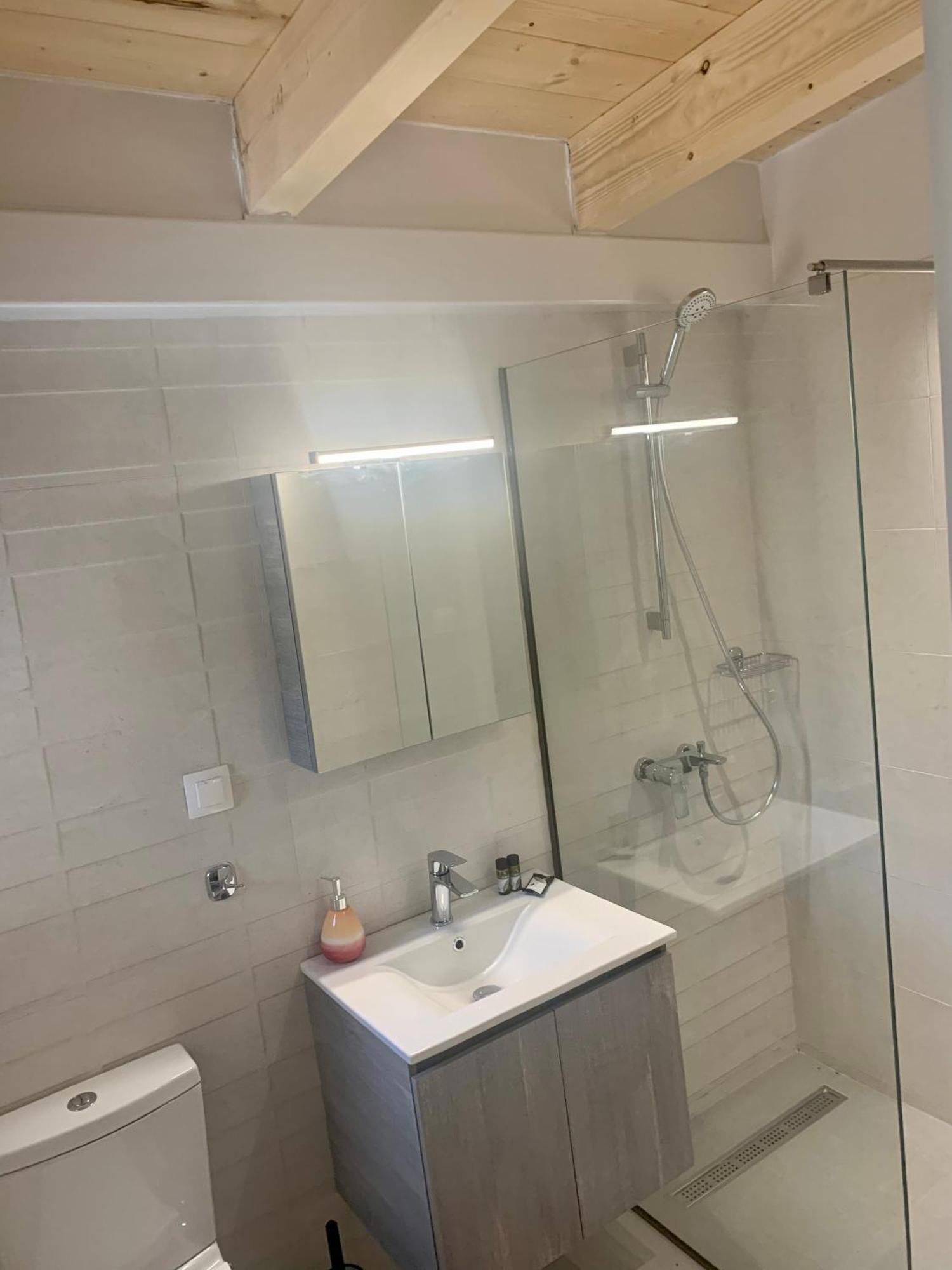 דאסיה Terpsichore Boutique Appartments מראה חיצוני תמונה