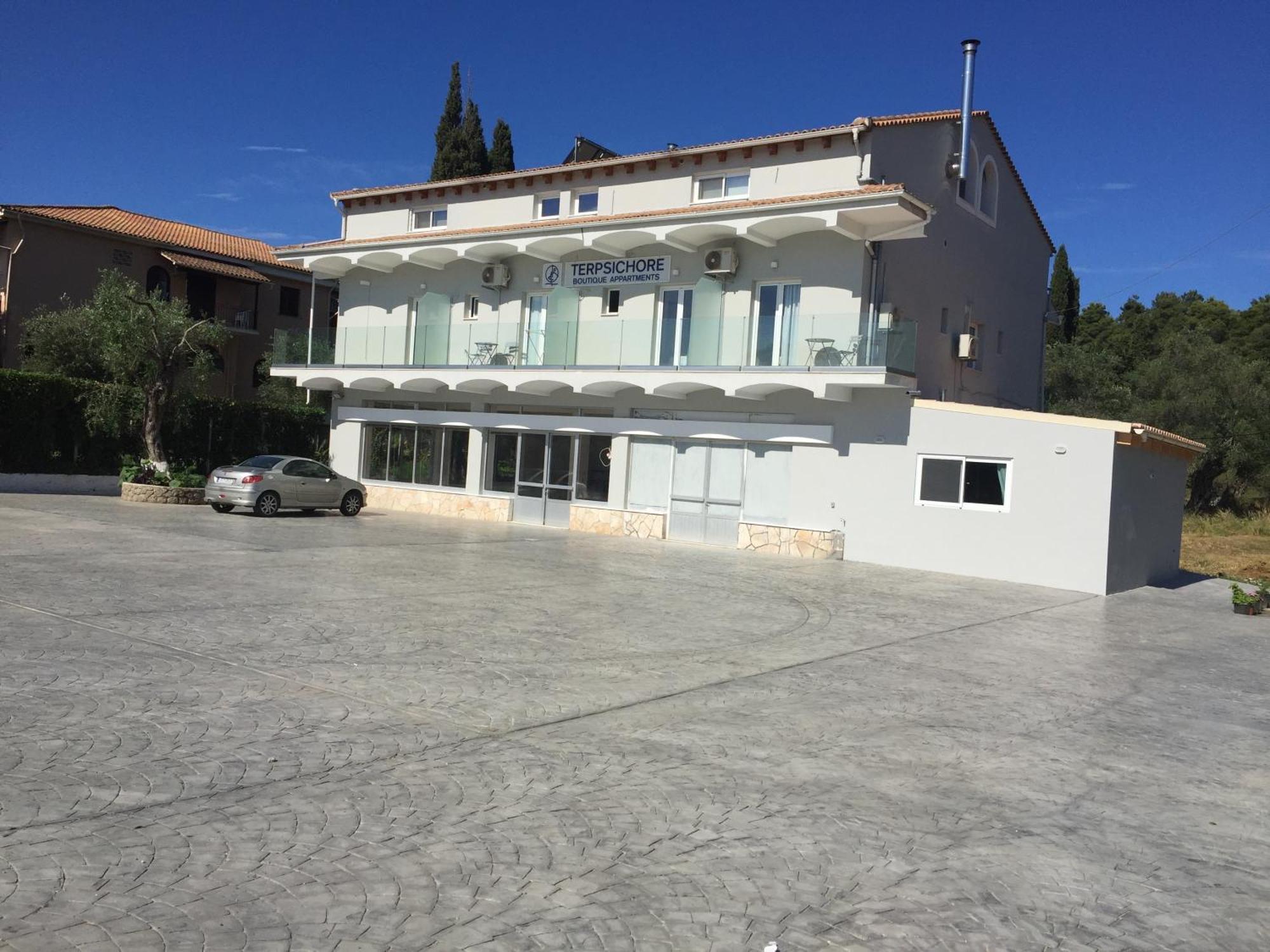 דאסיה Terpsichore Boutique Appartments מראה חיצוני תמונה